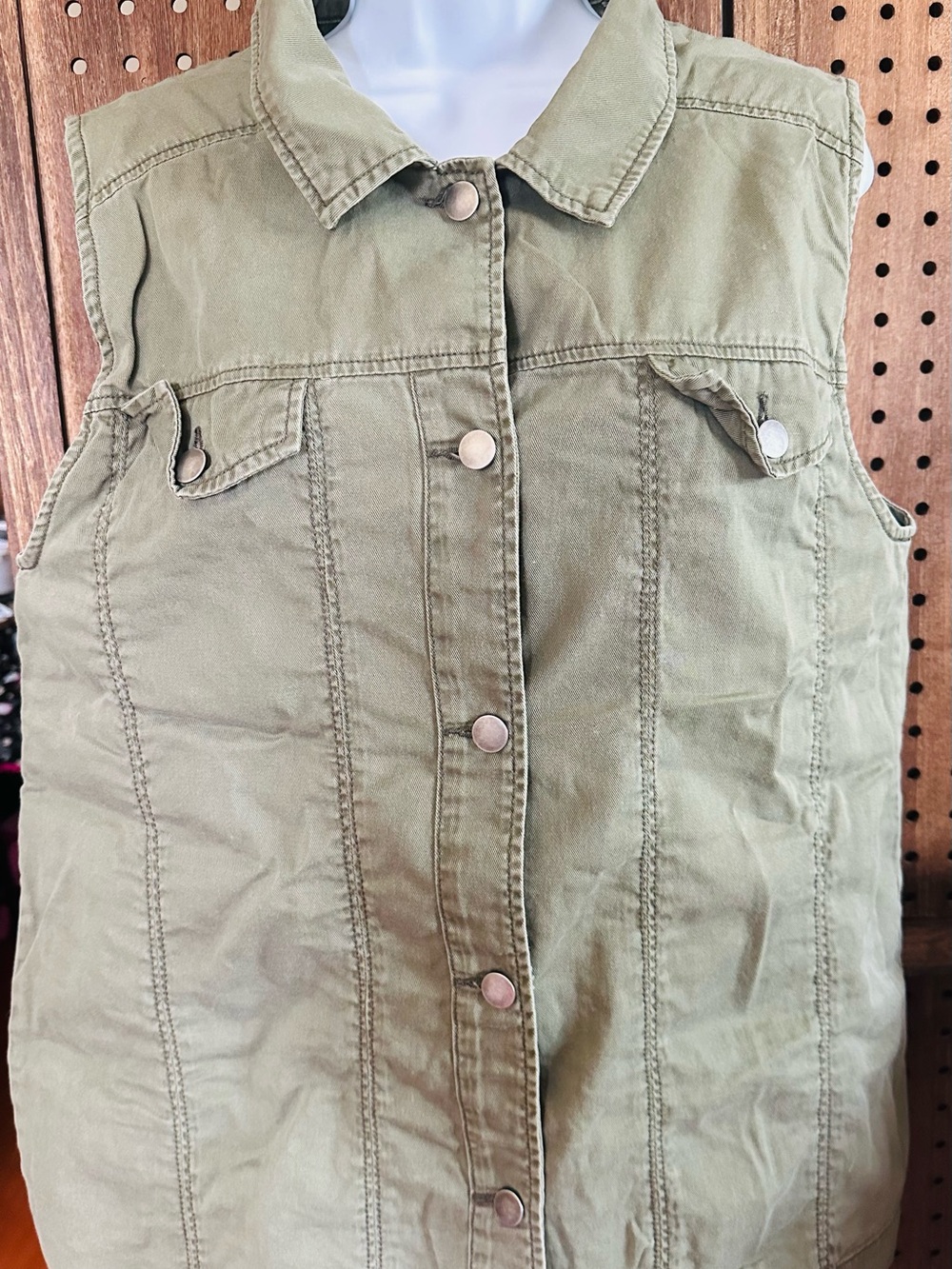 Abound Olive Green Sleeveless Utility Vest Size L